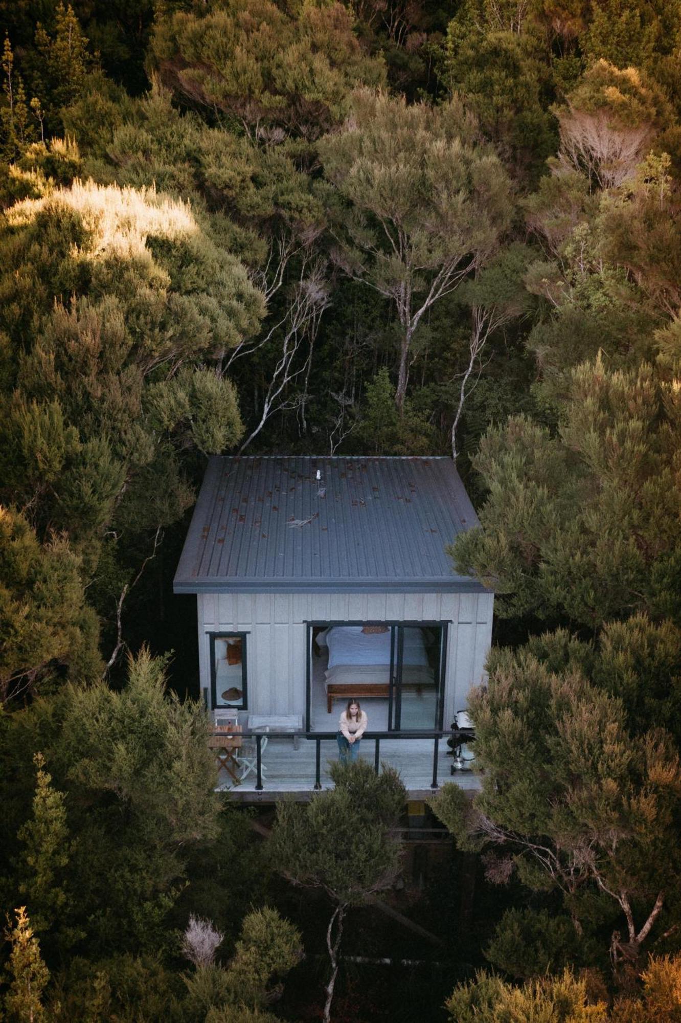 Treehouse Hideaway At Rekindle Tree Houses Opua 외부 사진